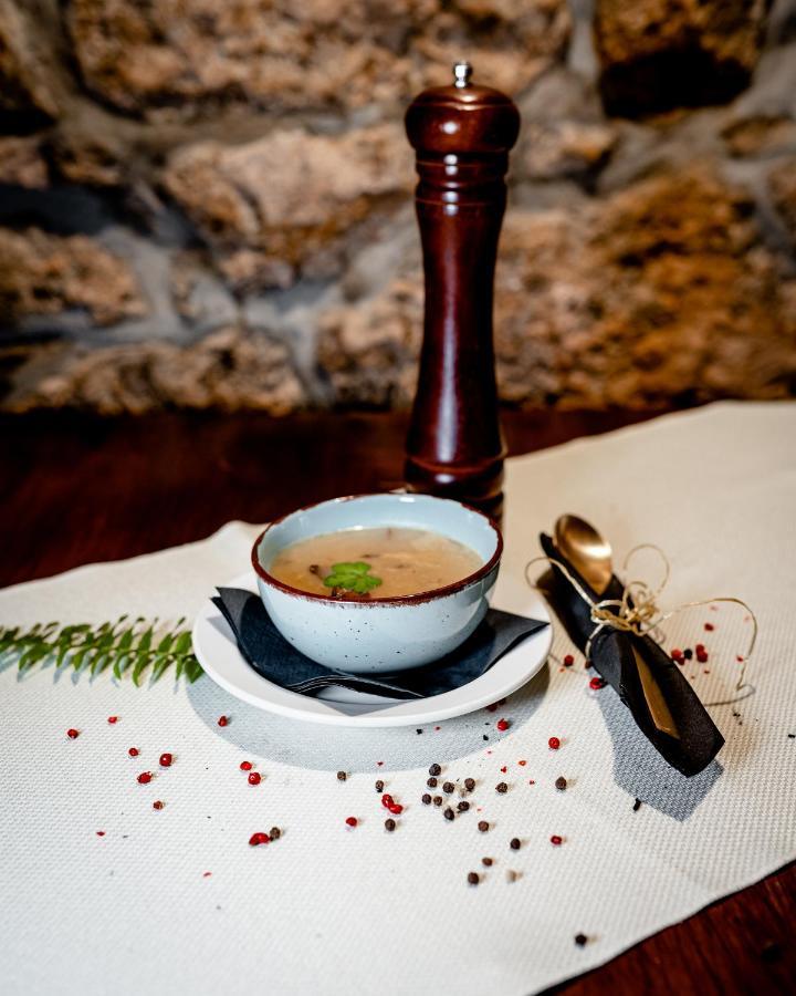 Bed and Breakfast Sobe "Ela" Фужине Экстерьер фото