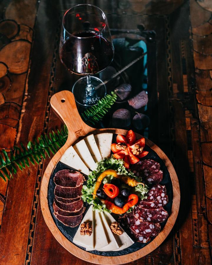 Bed and Breakfast Sobe "Ela" Фужине Экстерьер фото