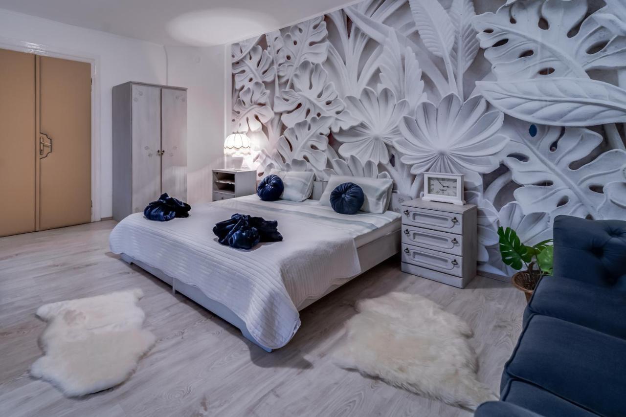 Bed and Breakfast Sobe "Ela" Фужине Номер фото