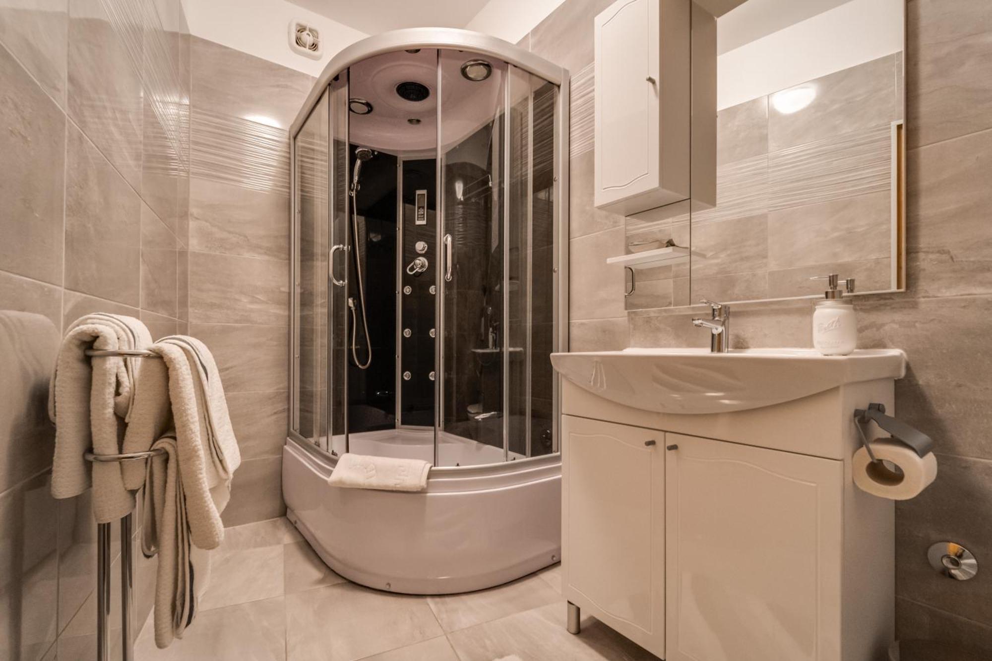 Bed and Breakfast Sobe "Ela" Фужине Номер фото